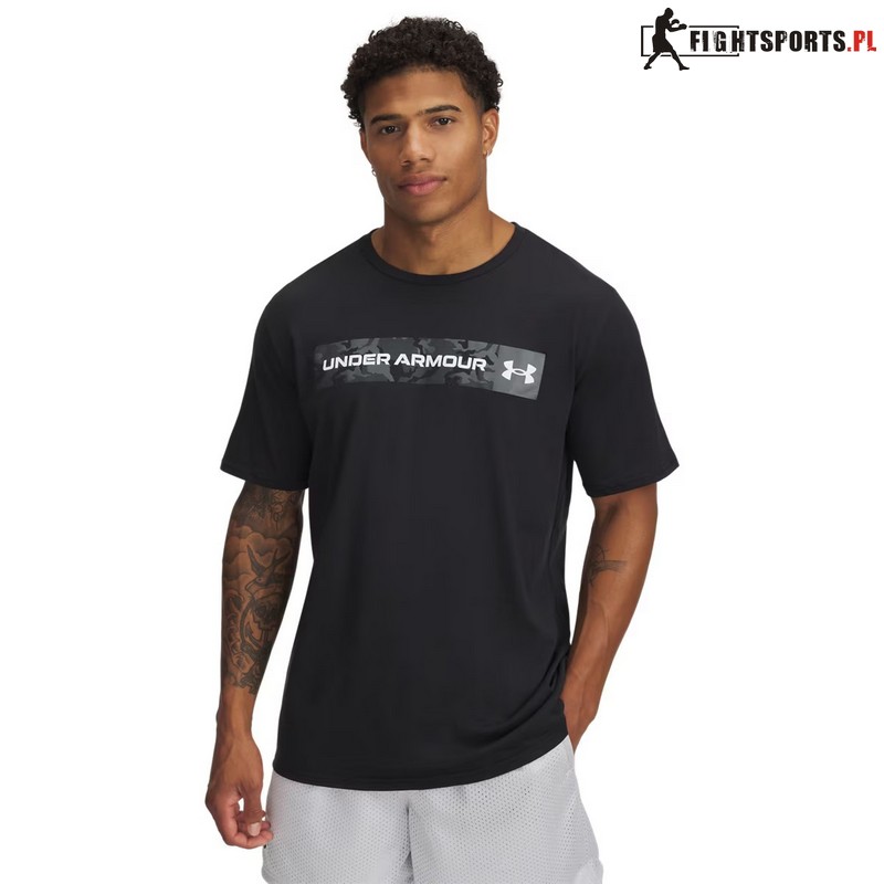 UNDER ARMOUR KOSZULKA CAMO CHEST STRIPE 002