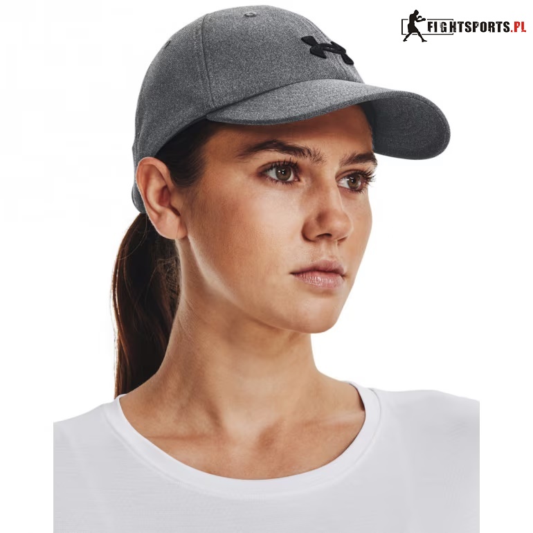 UNDER ARMOUR CZAPKA Z DASZKIEM BLITZING 002