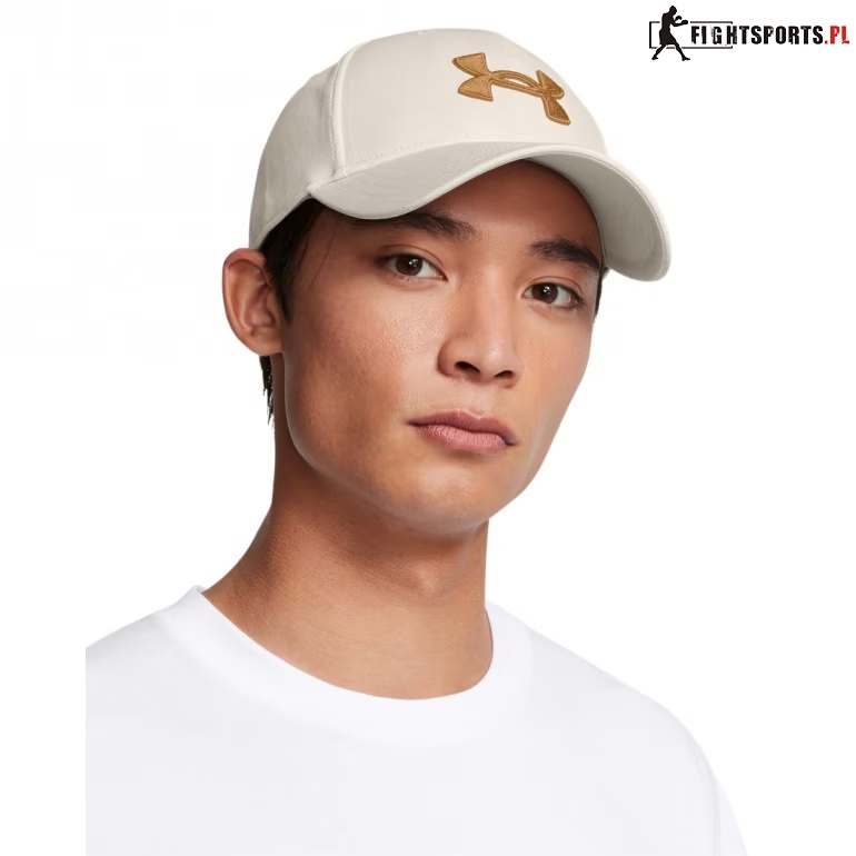 UNDER ARMOUR CZAPKA Z DASZKIEM BLITZING 110