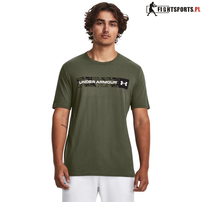 UNDER ARMOUR KOSZULKA CAMO CHEST STRIPE 390
