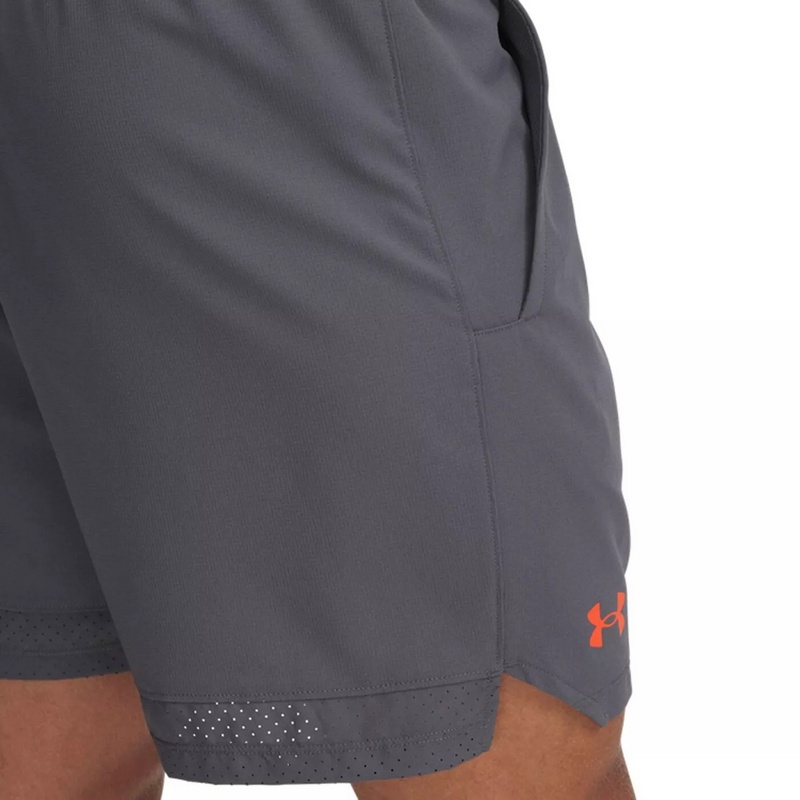 UNDER ARMOUR SZORTY VANISH WOVEN 6IN 028