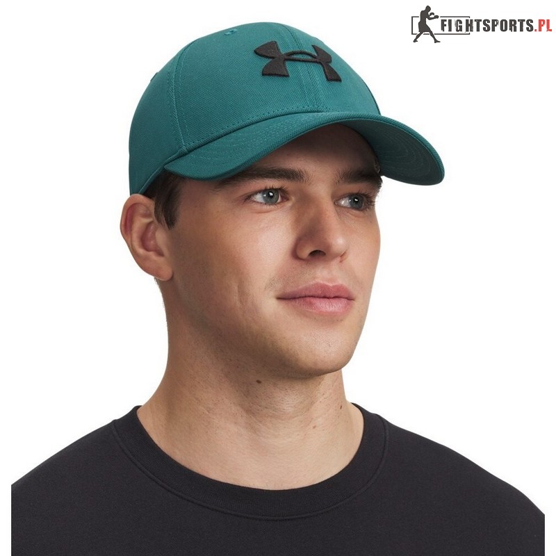 UNDER ARMOUR CZAPKA Z DASZKIEM BLITZING 338